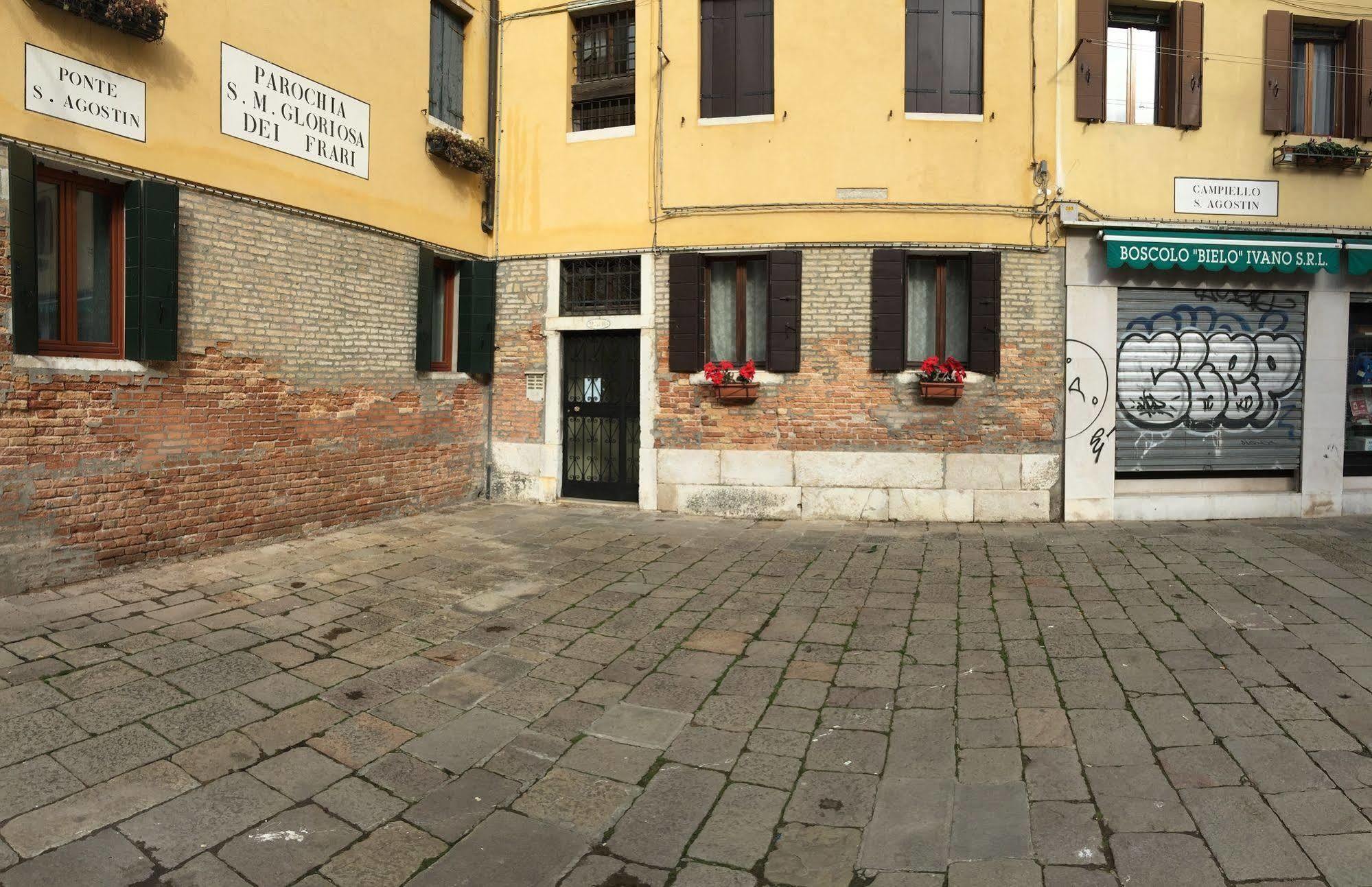 Home Lovers Apartment ヴェネツィア エクステリア 写真