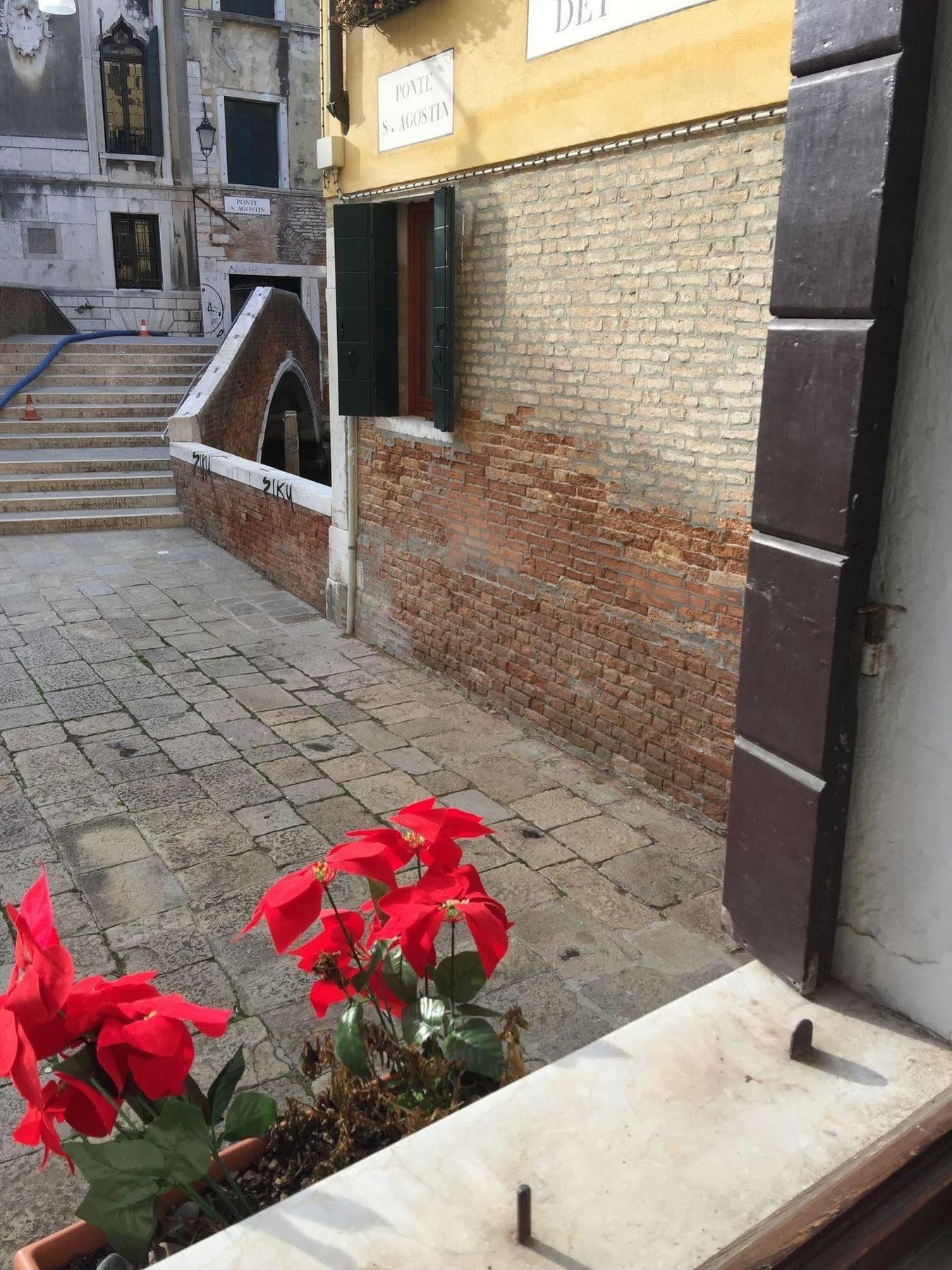 Home Lovers Apartment ヴェネツィア エクステリア 写真